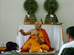 Ajahn en España 2004